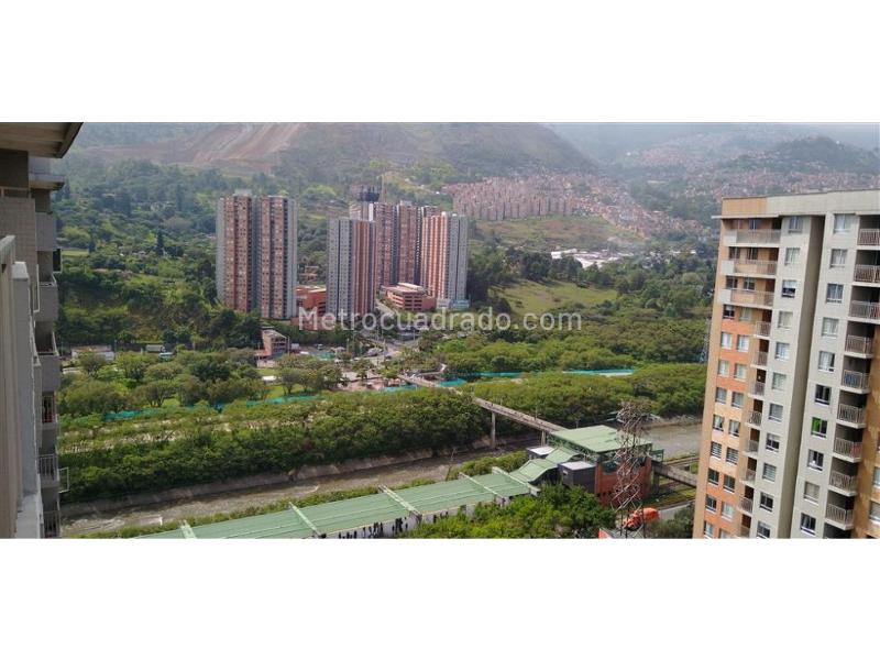 Apartamento en arriendo 3 habitaciones en La Madera (Ciudad Central) - 2