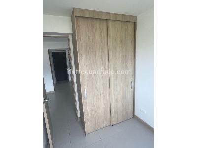 Apartamento de 3 alcobas en venta en Madera, Bello, 54 m² · foto 19 de 19