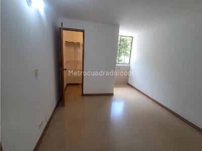 Apartamento de 2 alcobas en arriendo en El Poblado, Medellín, 78 m² · foto 7 de 15