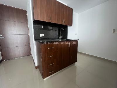 Apartamento de 2 alcobas en arriendo en Loma Del Indio, Medellín, 65 m² · foto 5 de 20