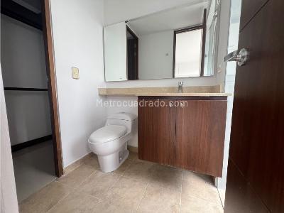 Apartamento de 2 alcobas en arriendo en Loma Del Indio, Medellín, 65 m² · foto 17 de 20