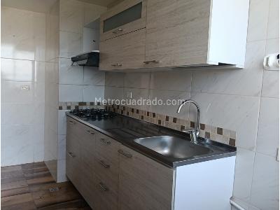 Apartamento en venta en Robledo, Medellín · foto 3 de 17