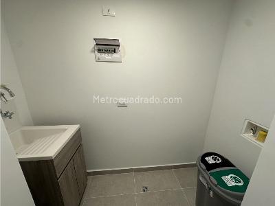 Apartamento de 3 alcobas en arriendo en Ciudad Del Rio, Medellín, 92 m² · foto 15 de 16
