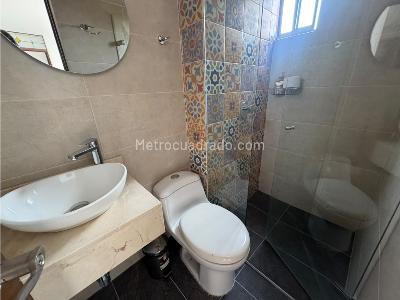 Apartamento de 3 alcobas en arriendo en Loma Del Indio, Medellín, 56 m² · foto 5 de 11