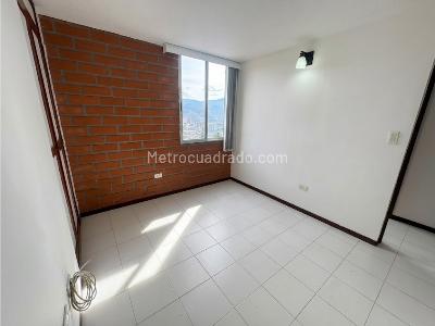 Apartamento de 3 alcobas en arriendo en Loma Del Indio, Medellín, 56 m² · foto 8 de 11