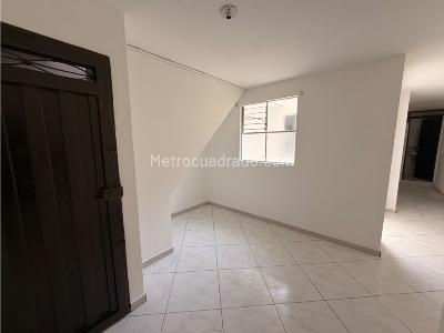 Apartamento de 2 alcobas en arriendo en Toscana, Medellín, 48 m² · foto 2 de 13