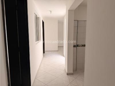 Apartamento de 2 alcobas en arriendo en Toscana, Medellín, 48 m² · foto 5 de 13