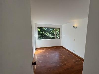 Apartamento de 3 alcobas en arriendo en El Poblado, Medellín, 125 m² · foto 8 de 15
