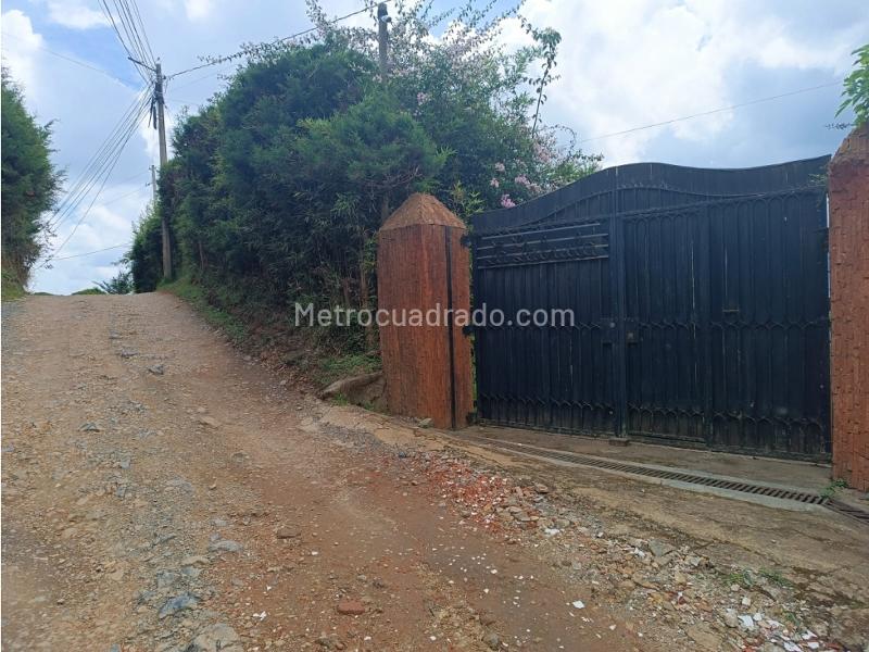 Casa – Guarne - Más