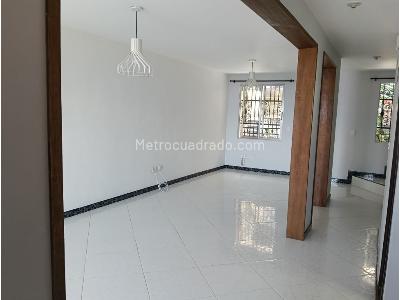 Casa de 3 alcobas en arriendo en Miraflores, Medellín, 120 m² · foto 5 de 20