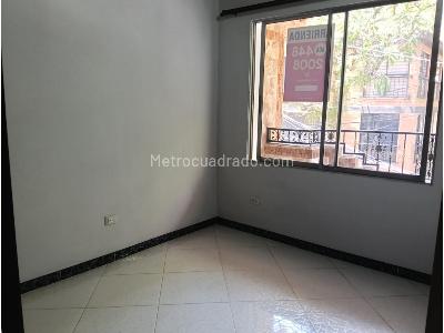 Casa de 3 alcobas en arriendo en Miraflores, Medellín, 120 m² · foto 9 de 20