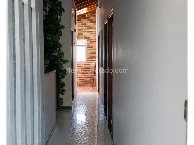 Casa de 3 alcobas en arriendo en Miraflores, Medellín, 120 m² · foto 14 de 20
