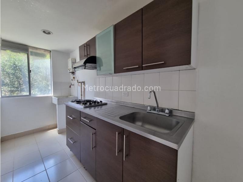 Apartamento de 3 habitaciones con club house en La Madera - 3