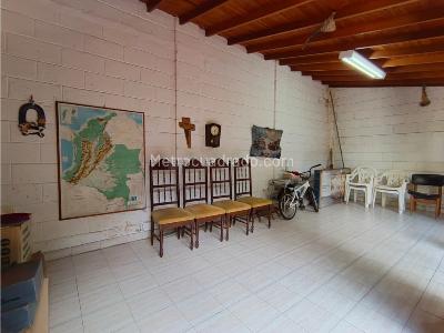 Casa de 5 alcobas en venta en Laureles, Medellín, 282 m² · foto 10 de 20