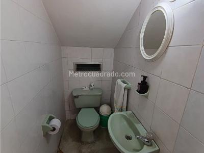 Casa de 5 alcobas en venta en Laureles, Medellín, 282 m² · foto 16 de 20