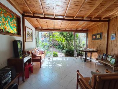 Casa de 5 alcobas en venta en Laureles, Medellín, 282 m² · foto 6 de 20