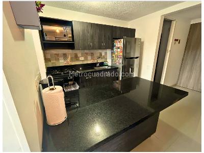 Apartamento de 2 alcobas en arriendo en San German Sector Tierra Firme, Medellín, 60 m² · foto 2 de 17