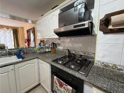Apartamento de 4 alcobas en arriendo en Laureles, Medellín, 200 m² · foto 3 de 20