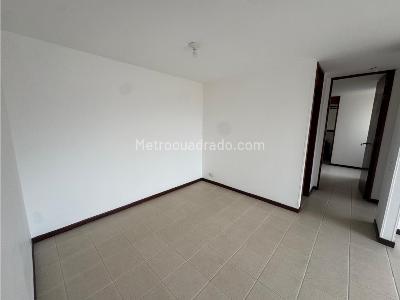 Apartamento de 2 alcobas en arriendo en La Aguacatala, Medellín, 65 m² · foto 9 de 16