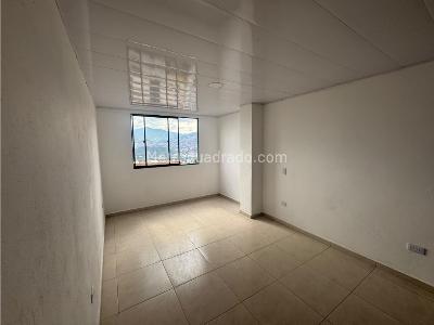 Apartamento de 2 alcobas en arriendo en Manrique Central, Medellín, 75 m² · foto 3 de 7