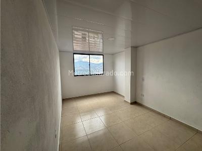 Apartamento de 2 alcobas en arriendo en Manrique Central, Medellín, 75 m² · foto 7 de 7