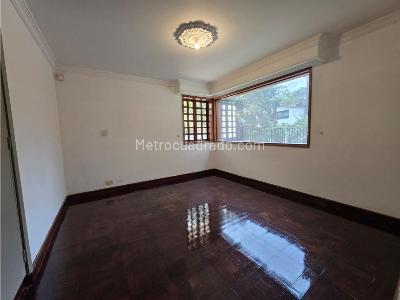 Casa de 5 alcobas en arriendo en Provenza, Medellín, 1000 m² · foto 7 de 20