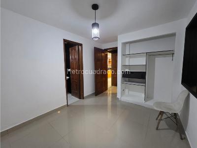 Casa de 5 alcobas en arriendo en Provenza, Medellín, 1000 m² · foto 8 de 20