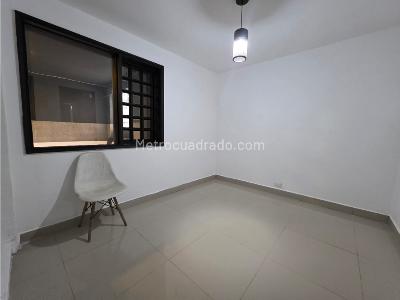 Casa de 5 alcobas en arriendo en Provenza, Medellín, 1000 m² · foto 9 de 20