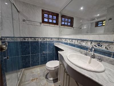 Casa de 5 alcobas en arriendo en Provenza, Medellín, 1000 m² · foto 10 de 20