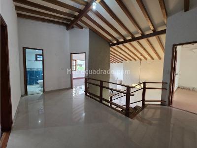 Casa de 5 alcobas en arriendo en Provenza, Medellín, 1000 m² · foto 17 de 20