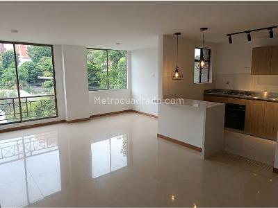 Apartamento de 2 alcobas en arriendo en Santa Maria De Los Angeles, Medellín, 68 m² · foto 2 de 12