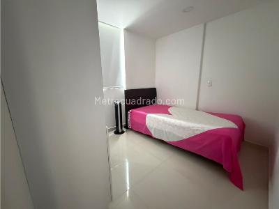 Apartamento de 3 alcobas en arriendo en Loma De Los Balsos, Medellín, 95 m² · foto 10 de 20