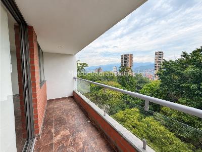 Apartamento de 3 alcobas en arriendo en Loma De Los Balsos, Medellín, 95 m² · foto 18 de 20