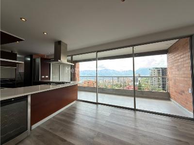 Apartamento de 3 alcobas en arriendo en El Tesoro, Medellín, 170 m² · foto 2 de 20