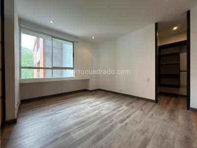 Apartamento de 3 alcobas en arriendo en El Tesoro, Medellín, 170 m² · foto 14 de 20