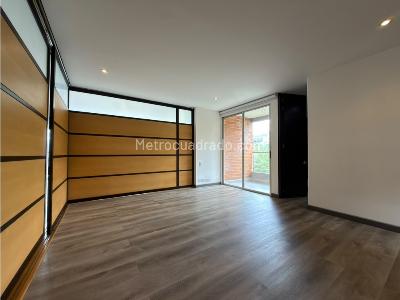 Apartamento de 3 alcobas en arriendo en El Tesoro, Medellín, 170 m² · foto 17 de 20