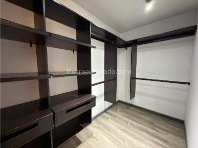 Apartamento de 3 alcobas en arriendo en El Tesoro, Medellín, 170 m² · foto 19 de 20