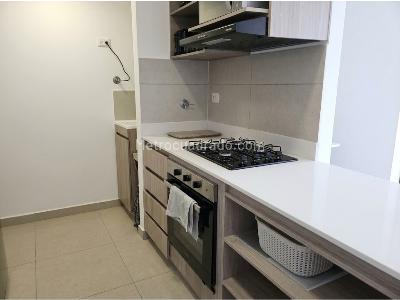 Apartamento de 2 alcobas en arriendo en San Nicolas, Rionegro, 67 m² · foto 3 de 13