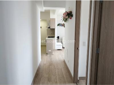 Apartamento de 2 alcobas en arriendo en San Nicolas, Rionegro, 67 m² · foto 8 de 13