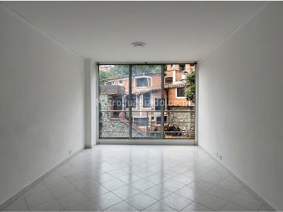 Apartamento de 3 alcobas en arriendo en Conquistadores, Medellín, 70 m² · foto 3 de 13