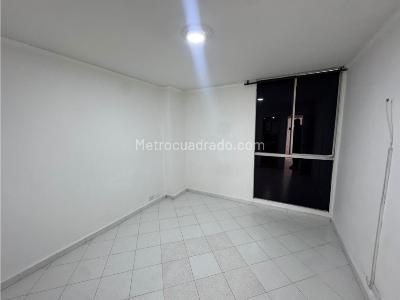 Apartamento de 3 alcobas en arriendo en Conquistadores, Medellín, 70 m² · foto 9 de 13