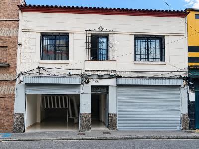 Casa de 2 alcobas en arriendo en La Candelaria, Medellín, 90 m² · foto 1 de 10