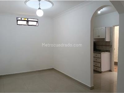 Casa de 2 alcobas en arriendo en La Candelaria, Medellín, 90 m² · foto 5 de 10