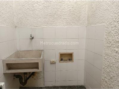 Casa de 2 alcobas en arriendo en La Candelaria, Medellín, 90 m² · foto 10 de 10