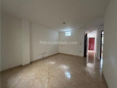 Apartamento de 3 alcobas en arriendo en Cabañas, Bello, 84 m² · foto 6 de 18