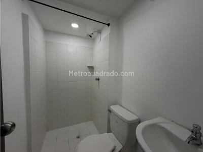 Apartamento de 3 alcobas en arriendo en Barrio Pablo Escobar, Medellín, 56 m² · foto 5 de 10