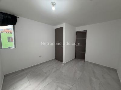 Apartamento de 3 alcobas en arriendo en Barrio Pablo Escobar, Medellín, 56 m² · foto 8 de 10