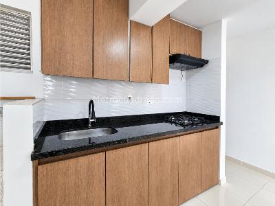Apartamento de 3 alcobas en arriendo en Madera, Bello, 55 m² · foto 6 de 18