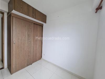 Apartamento de 3 alcobas en arriendo en Madera, Bello, 55 m² · foto 12 de 18