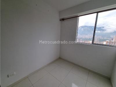 Apartamento de 3 alcobas en arriendo en Madera, Bello, 55 m² · foto 13 de 18